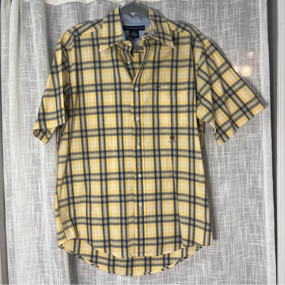 Vintage Tommy Hilfiger Button Up Shirt Small Yellow Plaid Short Sleeve Lion Symb